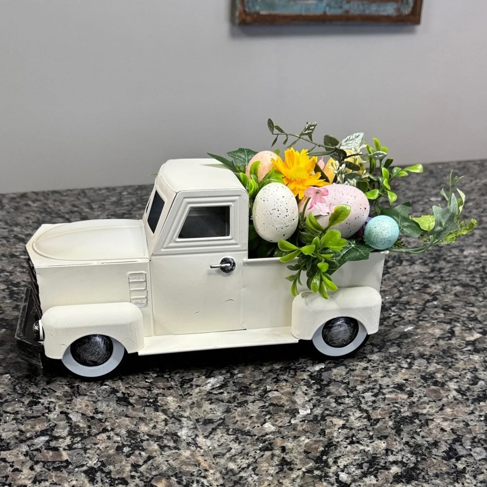 Easter Bunny and White Truck Home Accent EUC